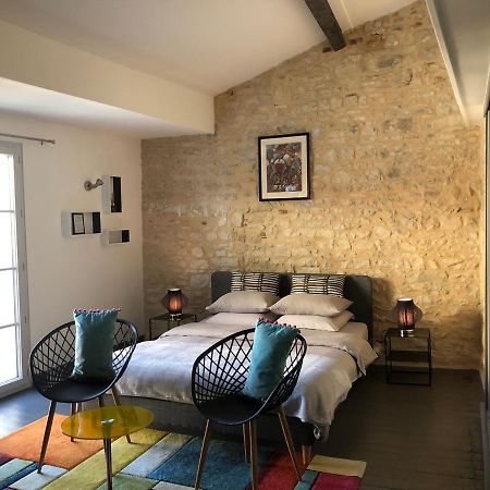 Les Halles Chambre D'Hotes Verteuil-sur-Charente Exterior photo